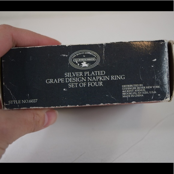 VINTAGE SILVER PLATED NAPKIN RINGS⭐️ - Picture 8 of 9